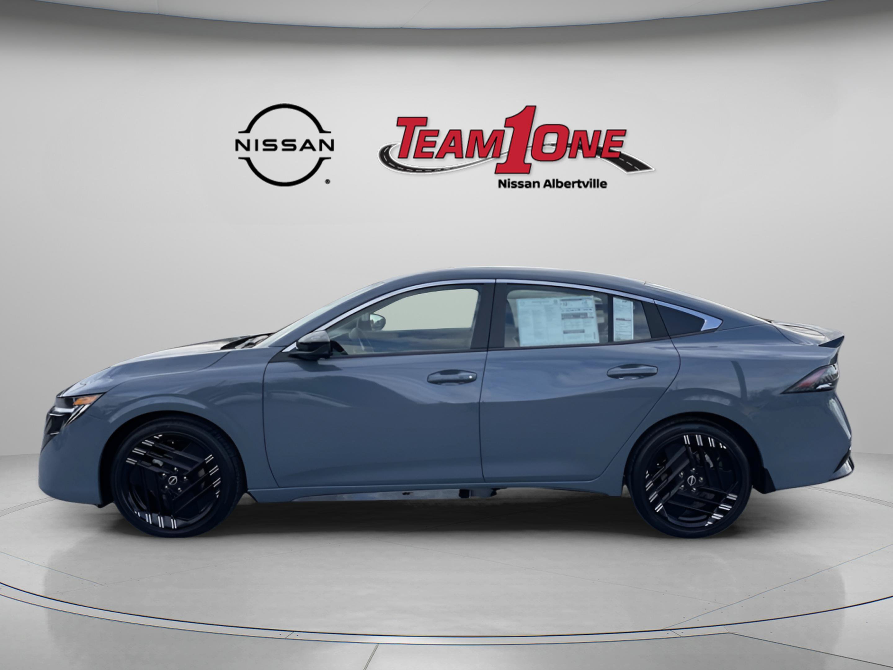 2026 Nissan Sentra SR - Photo 4