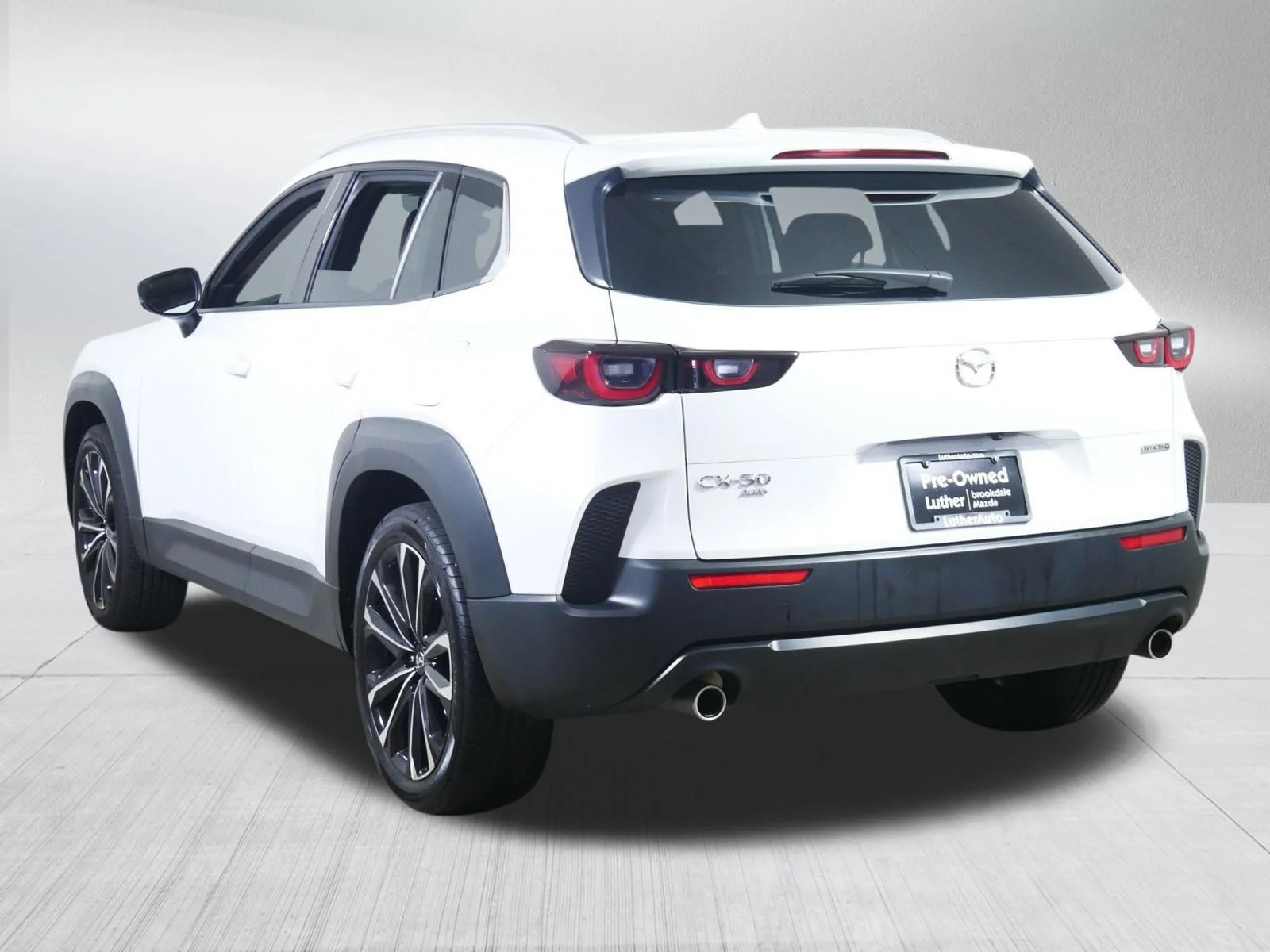 Used 2025 Wind Chill Pearl Mazda 2.5 S Premium Plus Package image 5