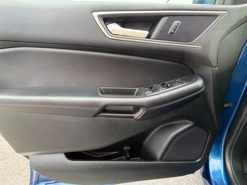 Used 2024 Blue Ford SEL image 20