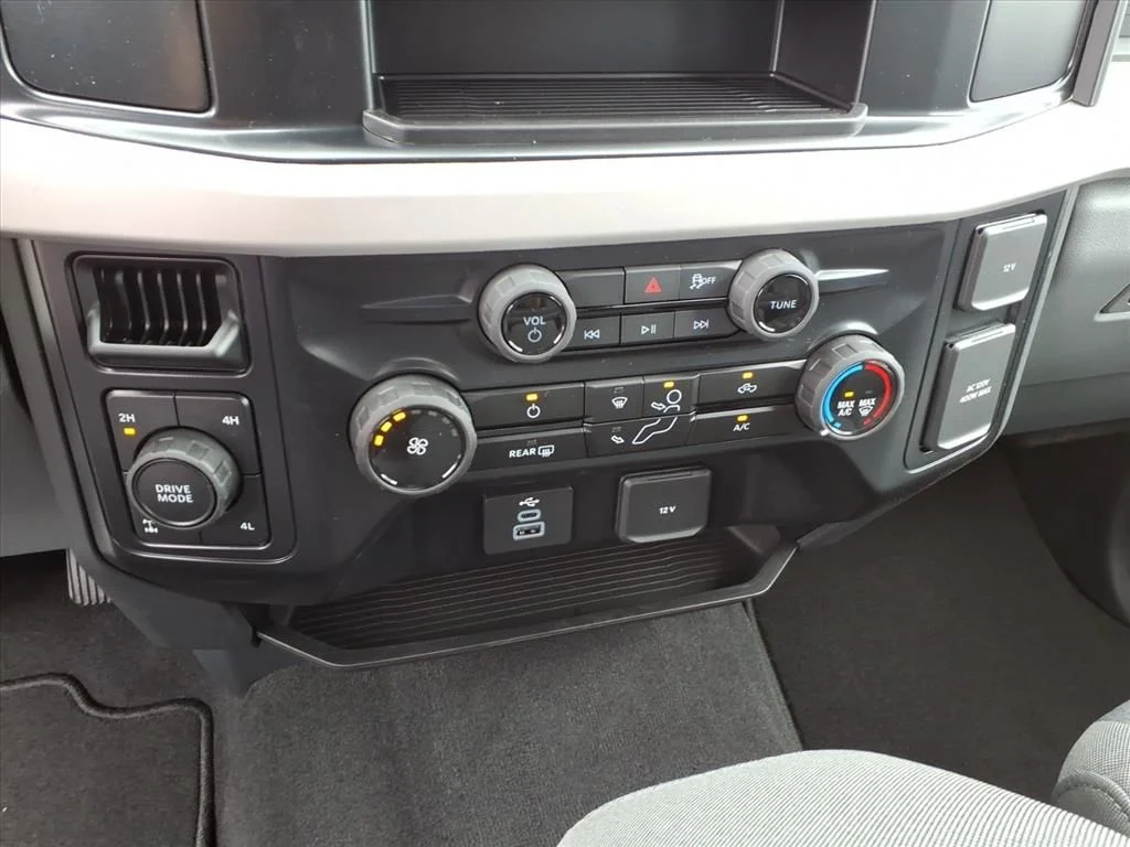 New 2026 Avalanche Ford F-350® XL image 20