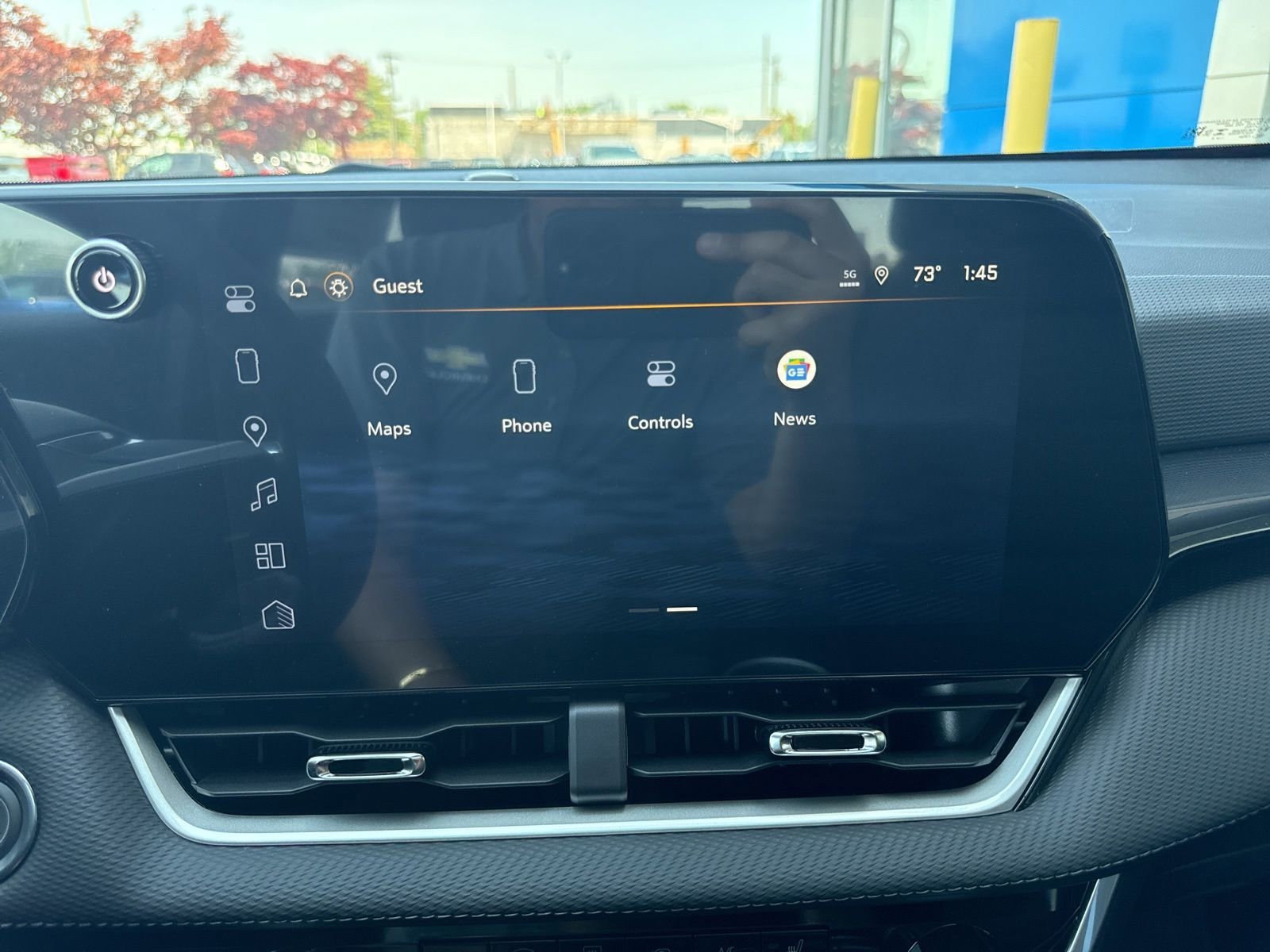 2026 Chevrolet Equinox LT - Photo 12