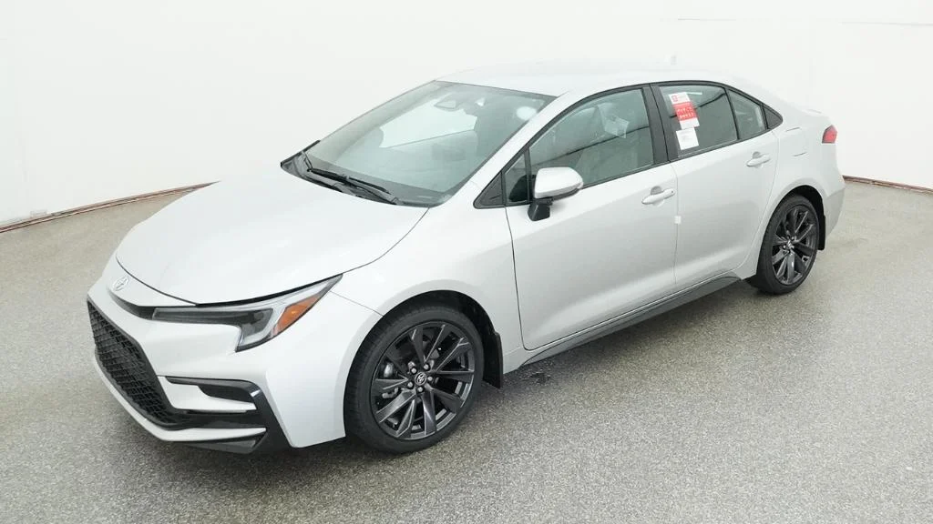 2026 Toyota Corolla SE CVT's photo