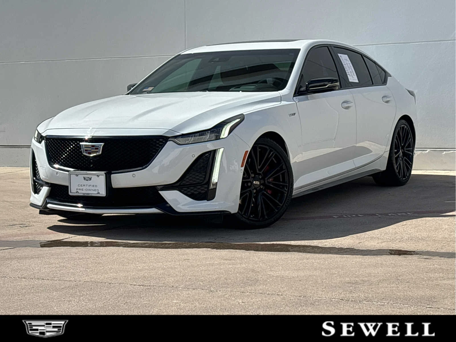 2021 Cadillac CT5 V-Series's photo