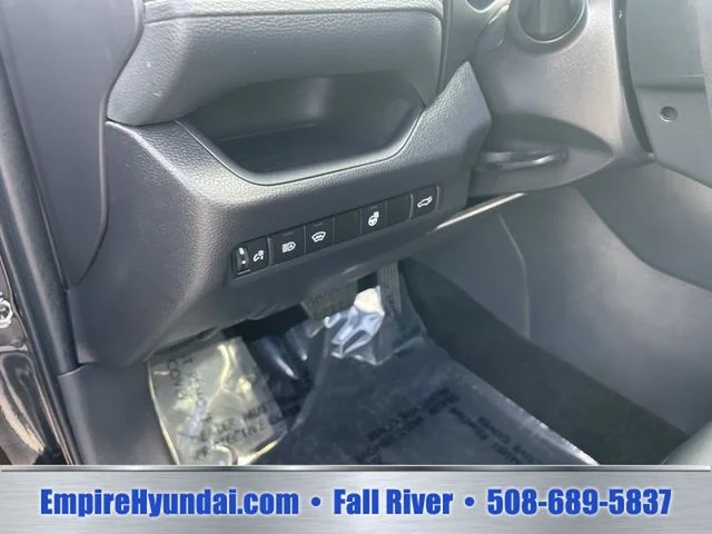 2025 Toyota RAV4 XLE Premium - Photo 22