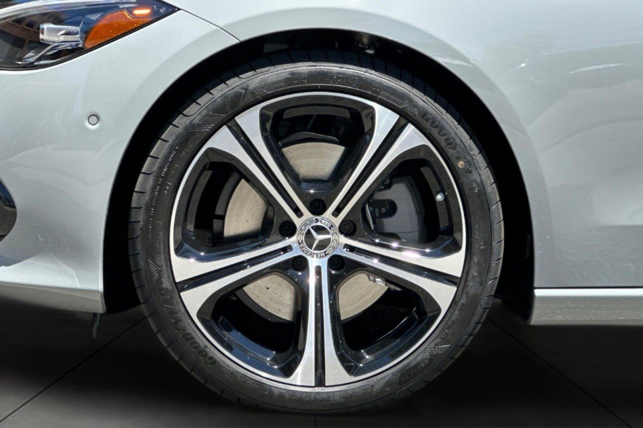 New 2026 MANUFAKTUR Alpine Grey Mercedes-Benz C 300 Sedan image 10