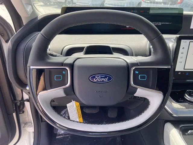 2025 Ford Expedition MAX Platinum - Photo 17
