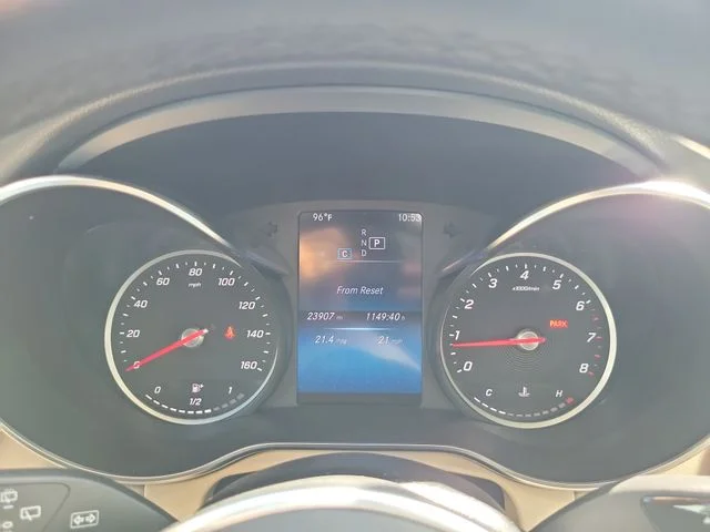 Used 2022 White Mercedes-Benz GLC 300 image 24
