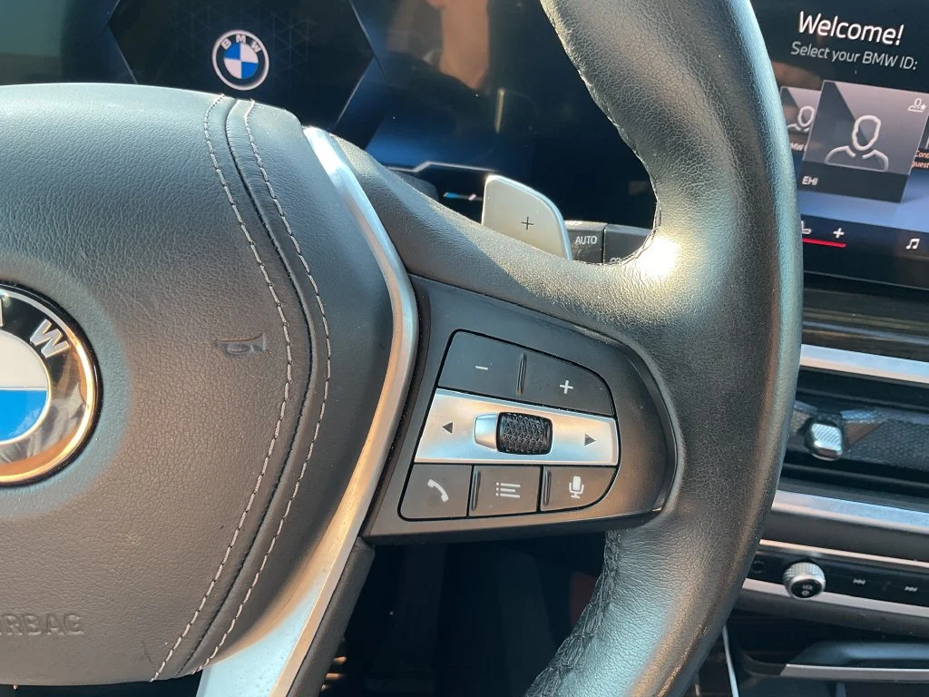 Used 2026 Gray BMW sDrive40i image 23