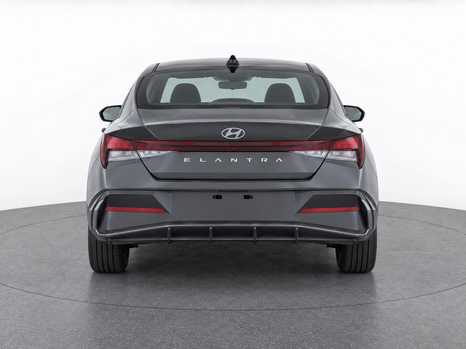 Used 2024 Amazon Gray Hyundai SEL image 7