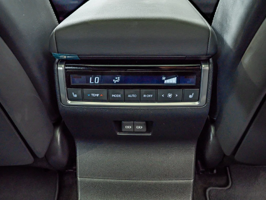 Used 2024 Silver Lexus 550 Luxury+ image 37