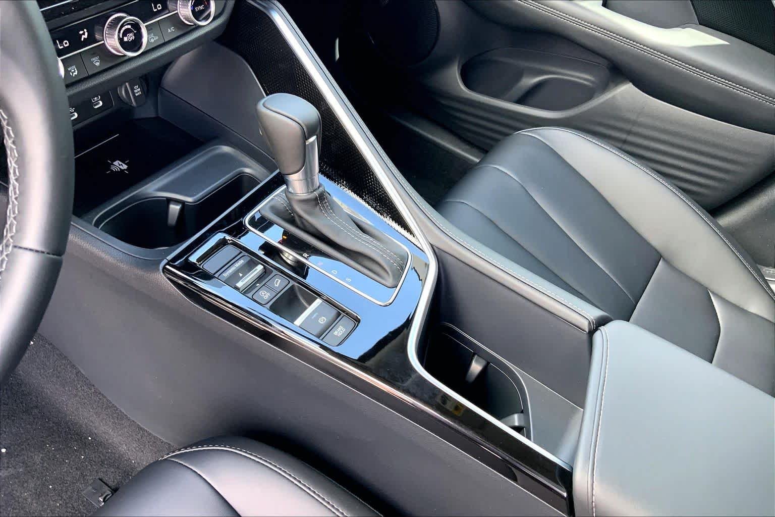 New 2026 Solar Silver Metallic Acura  image 11