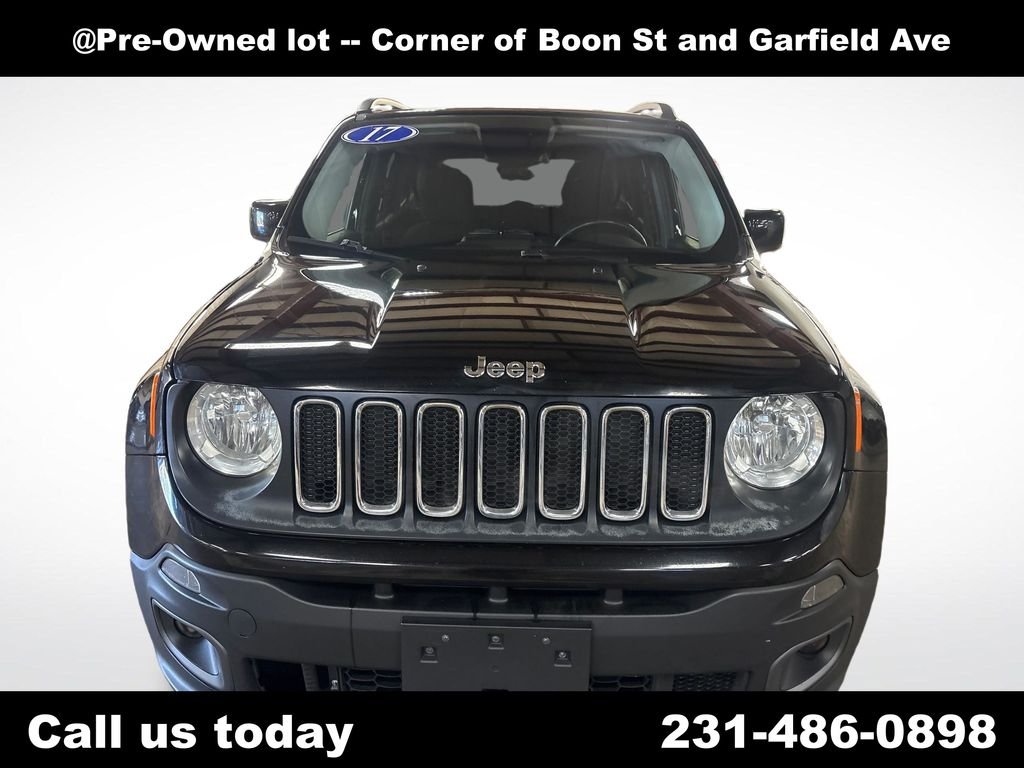 Used 2017 Black Jeep Latitude image 8