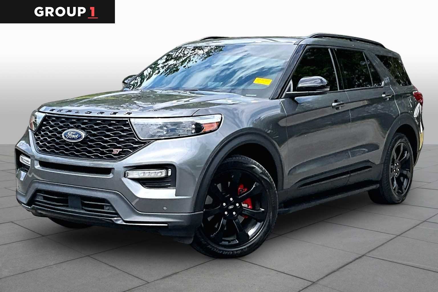 2023 Ford Explorer ST 4WD's photo