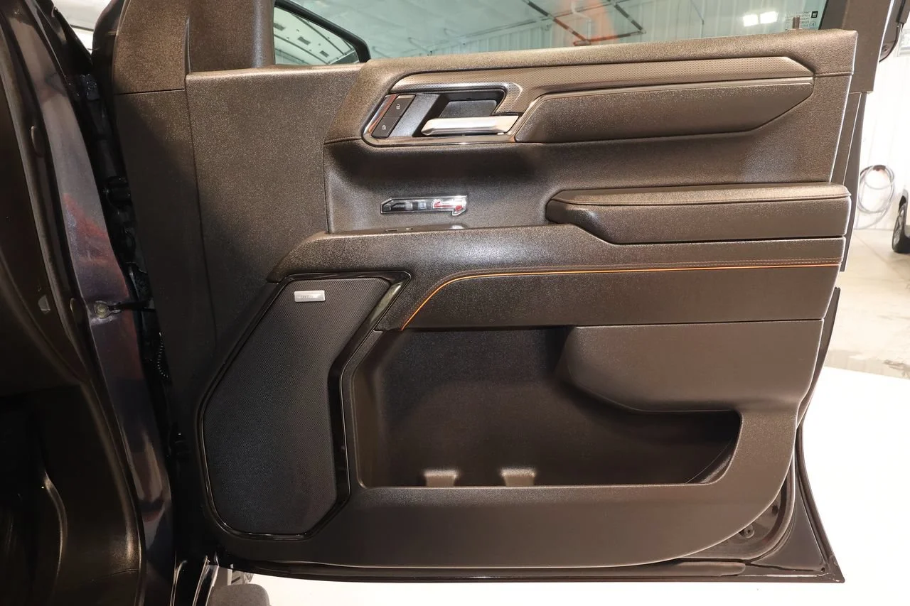 Used 2024 Titanium Rush Metallic GMC AT4 image 22