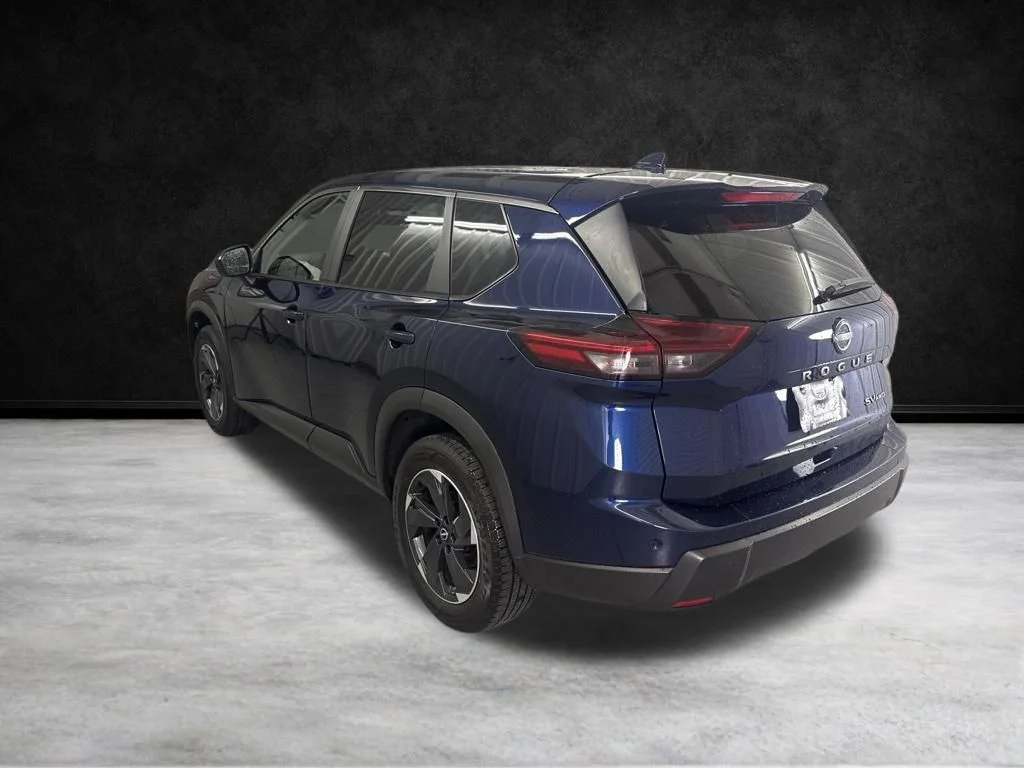 Used 2024 Deep Ocean Blue Pearl Nissan SV image 7