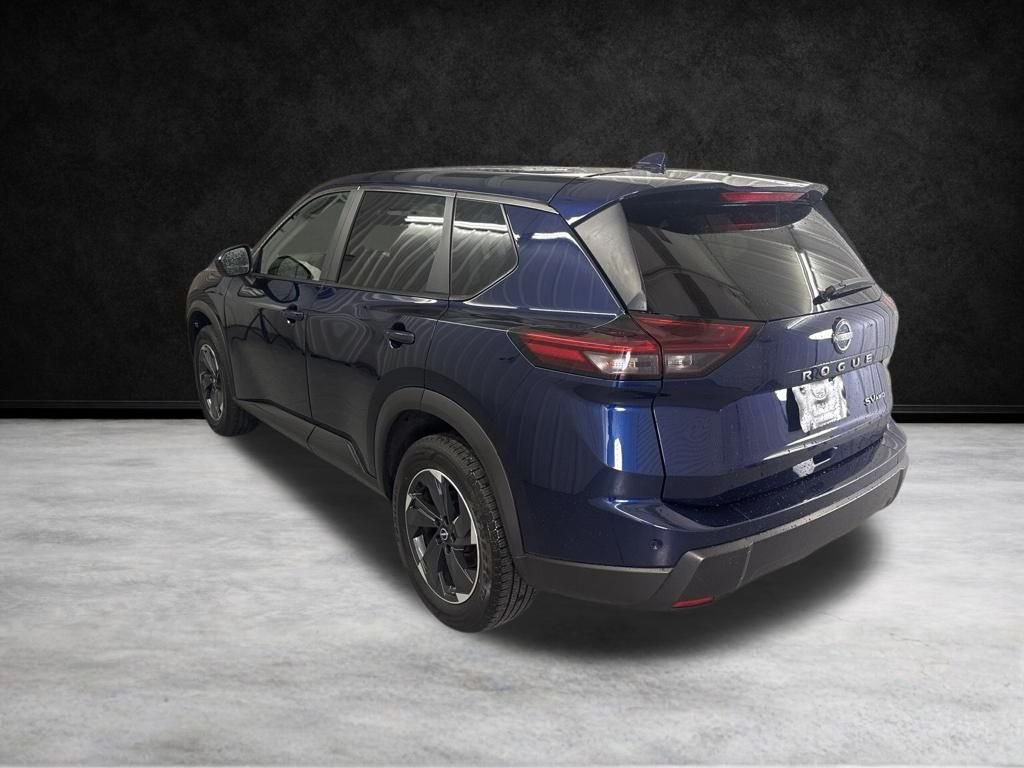 Used 2024 Deep Ocean Blue Pearl Nissan SV image 7