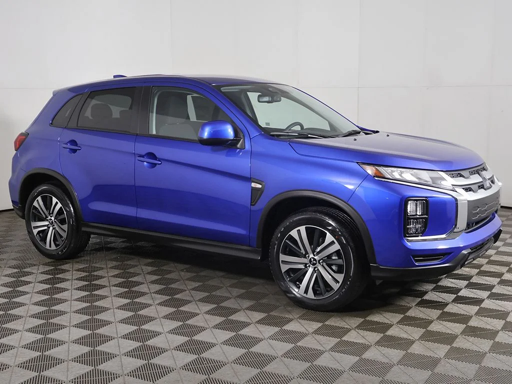New 2026 Blue Mitsubishi 2.0 ES image 11