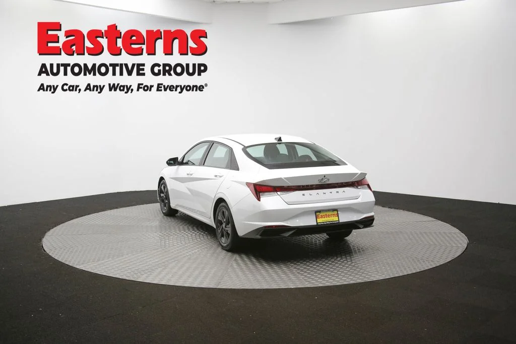 Used 2022 White Hyundai SEL image 64