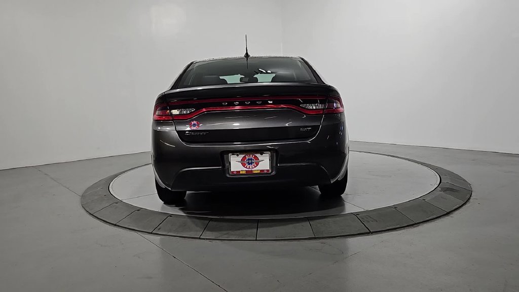 Used 2015 Gray Dodge SXT image 4