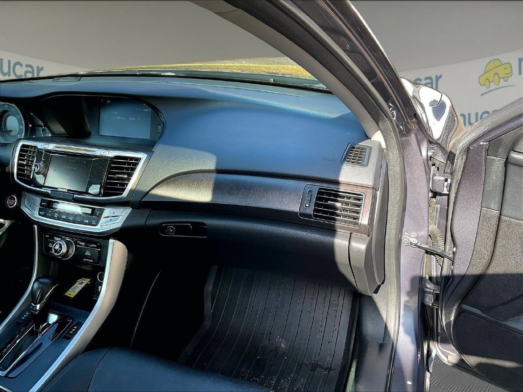 Used 2013 Gray Honda EX-L image 13