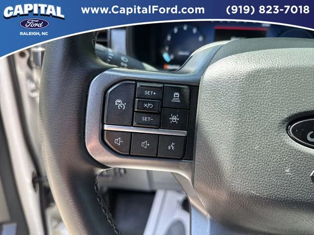 Used 2025 White Ford Lariat image 22