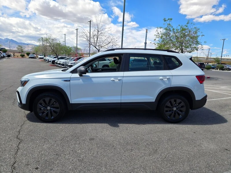 Certified Used 2023 White Volkswagen 1.5T S image 3