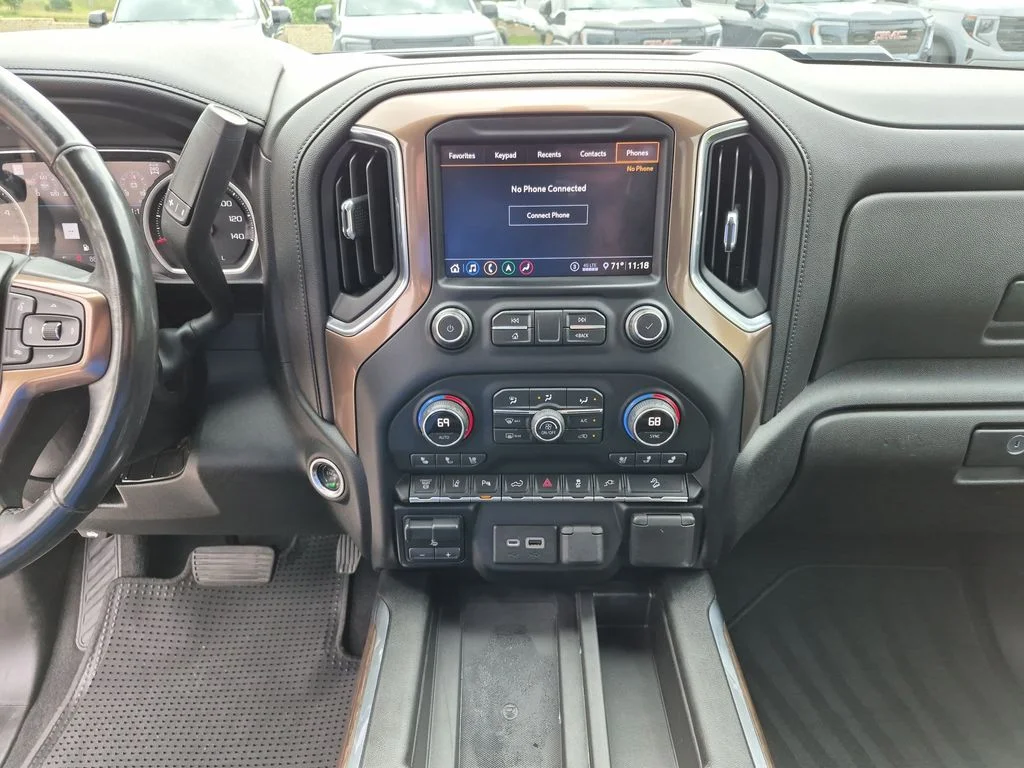 Used 2020 Blue Chevrolet High Country image 23