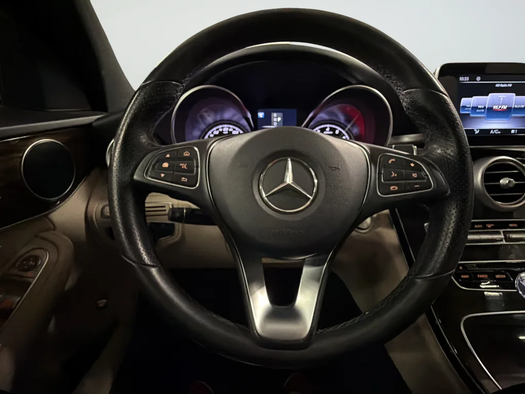 Used 2018 White Mercedes-Benz C 300 image 33