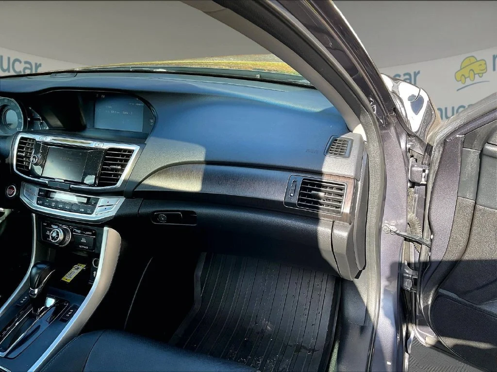 Used 2013 Gray Honda EX-L image 13