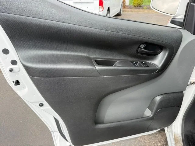 2021 Nissan NV200 SV - Photo 9
