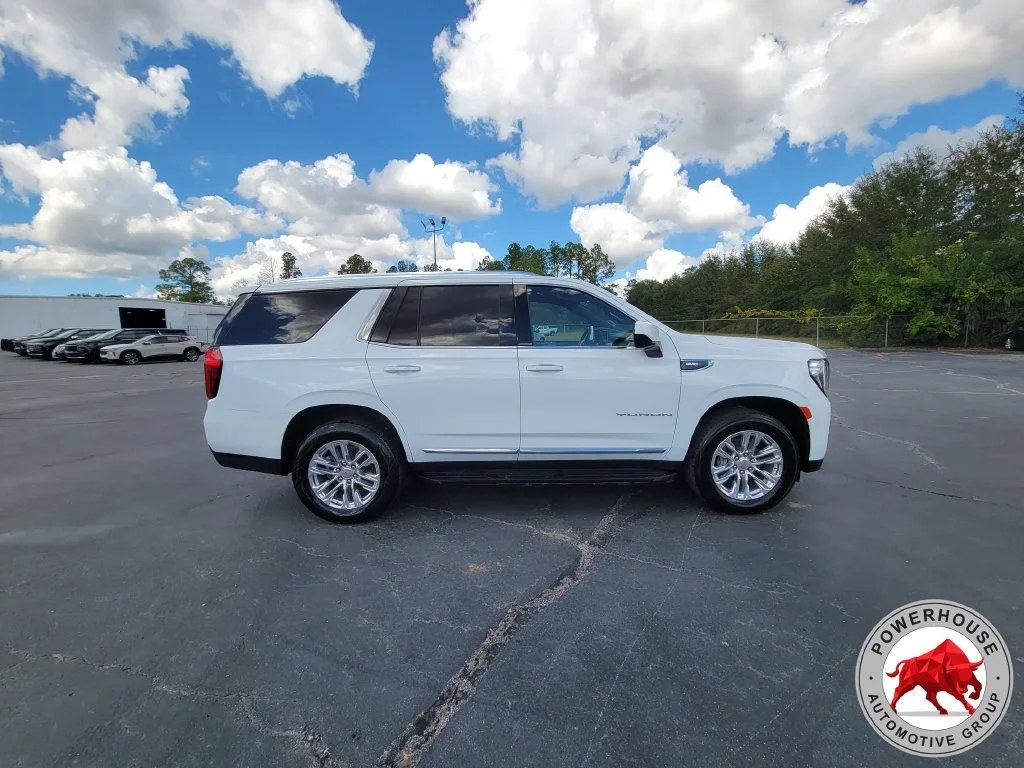 Used 2024 White GMC SLT image 8