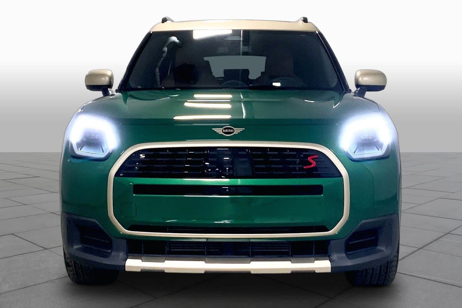 Certified Used 2025 British Racing Green IV Metallic MINI S image 3