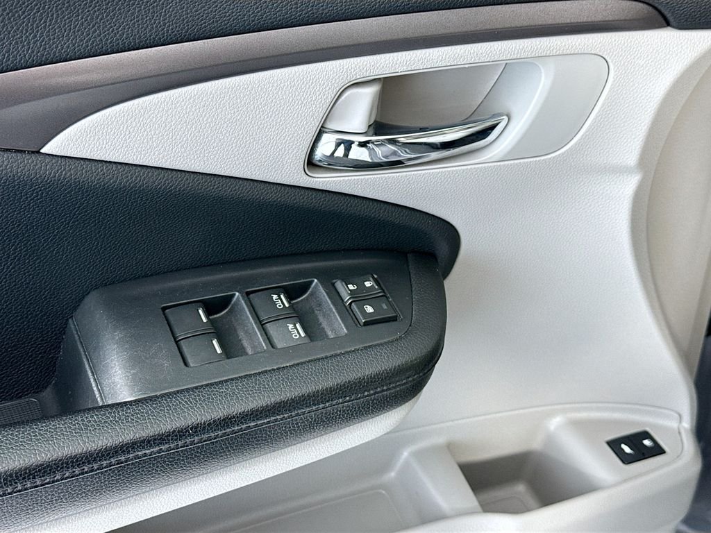 2017 Honda Pilot EX-L - Photo 24