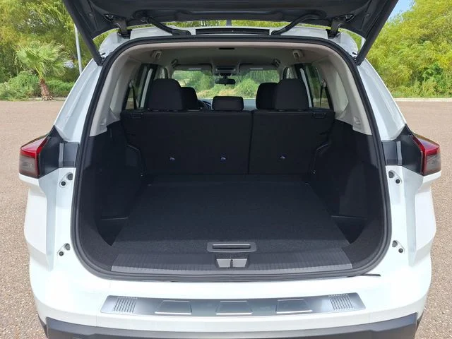 Used 2026 White Nissan SV image 23