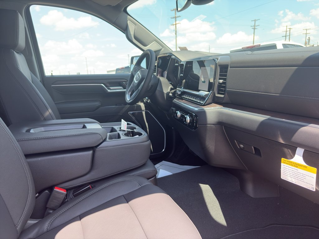 2026 GMC Sierra 1500 SLT - Photo 9