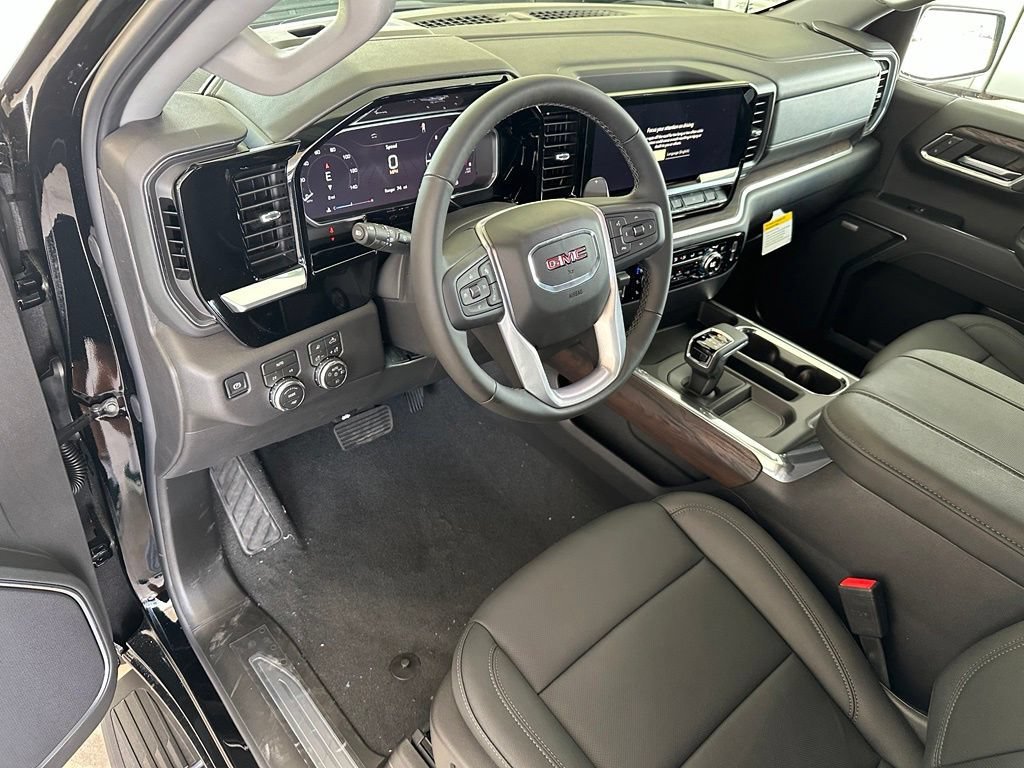 2026 GMC Sierra 1500 SLT - Photo 13