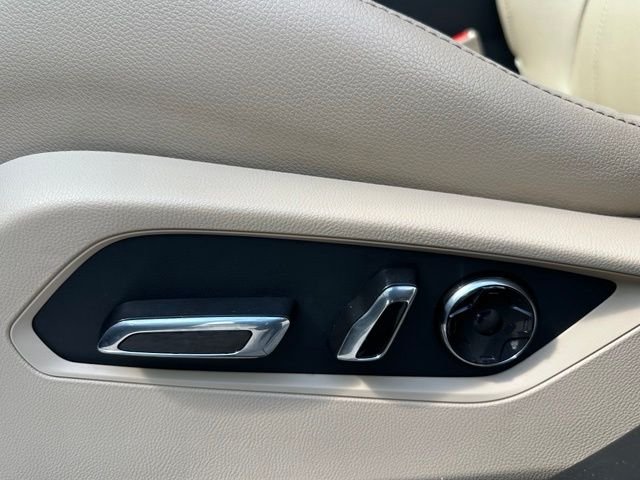 Used 2019 Black Acura Base image 17