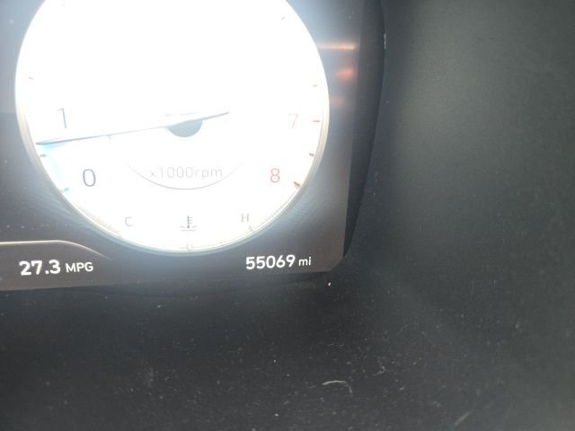 Used 2023  Hyundai SEL image 9