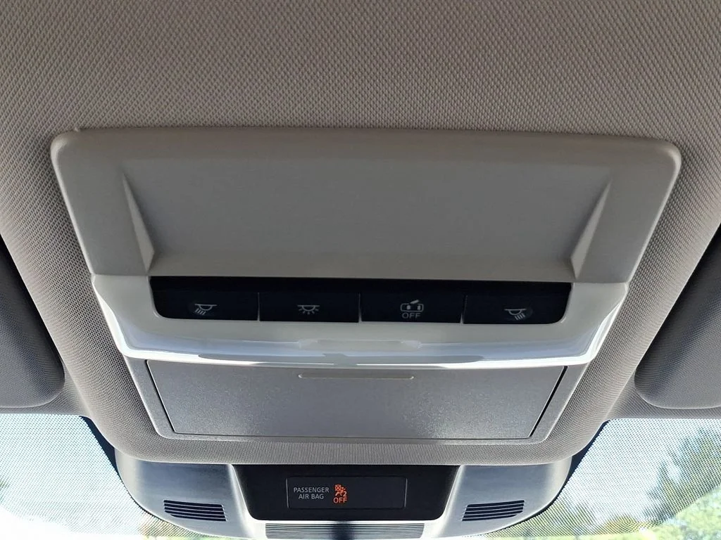 Certified Used 2026 White Nissan S image 7
