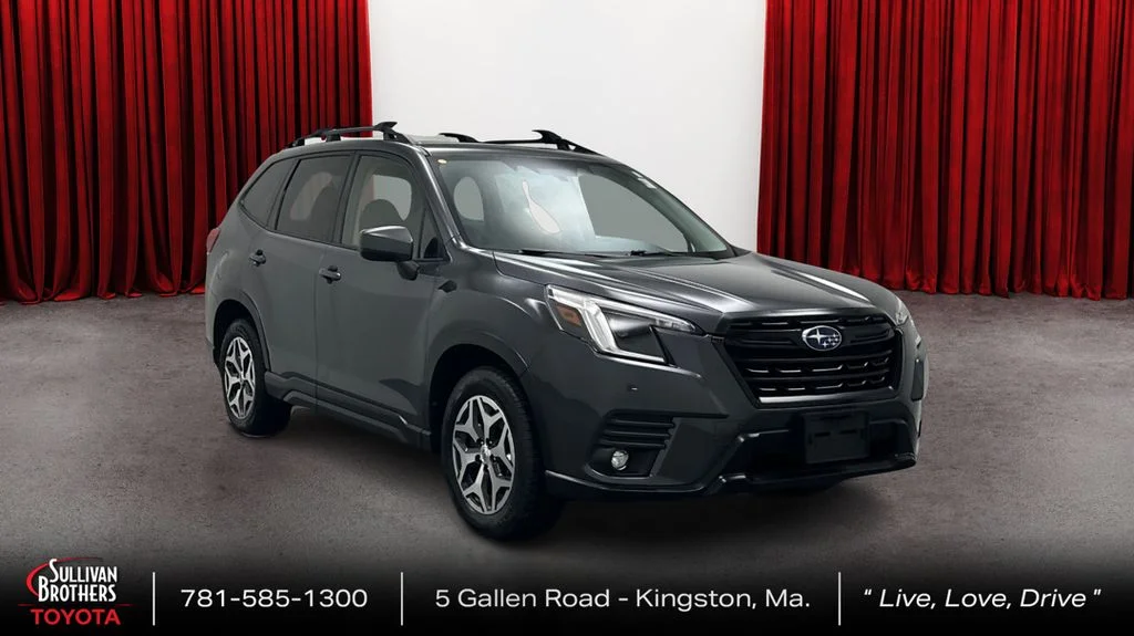 Used 2024 Gray Subaru Premium image 3
