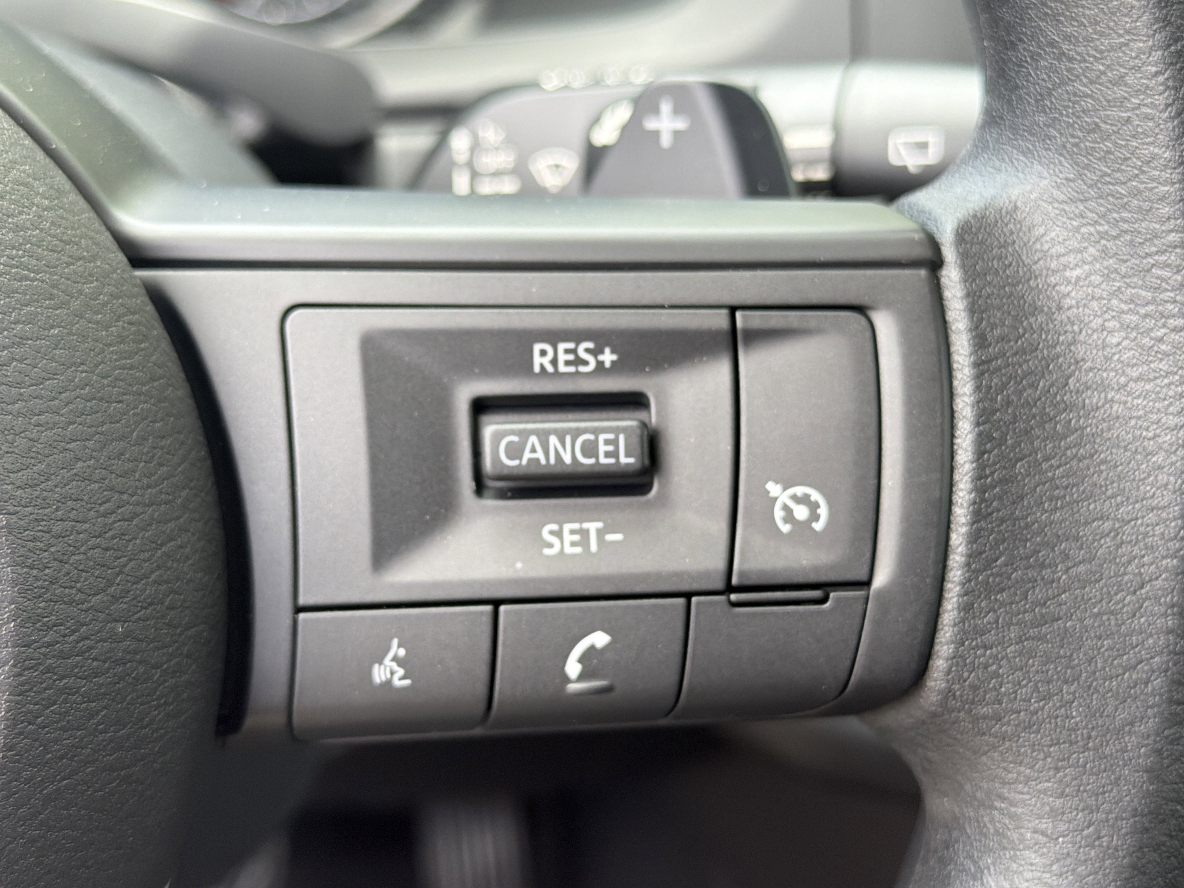 2026 Nissan Pathfinder S - Photo 26