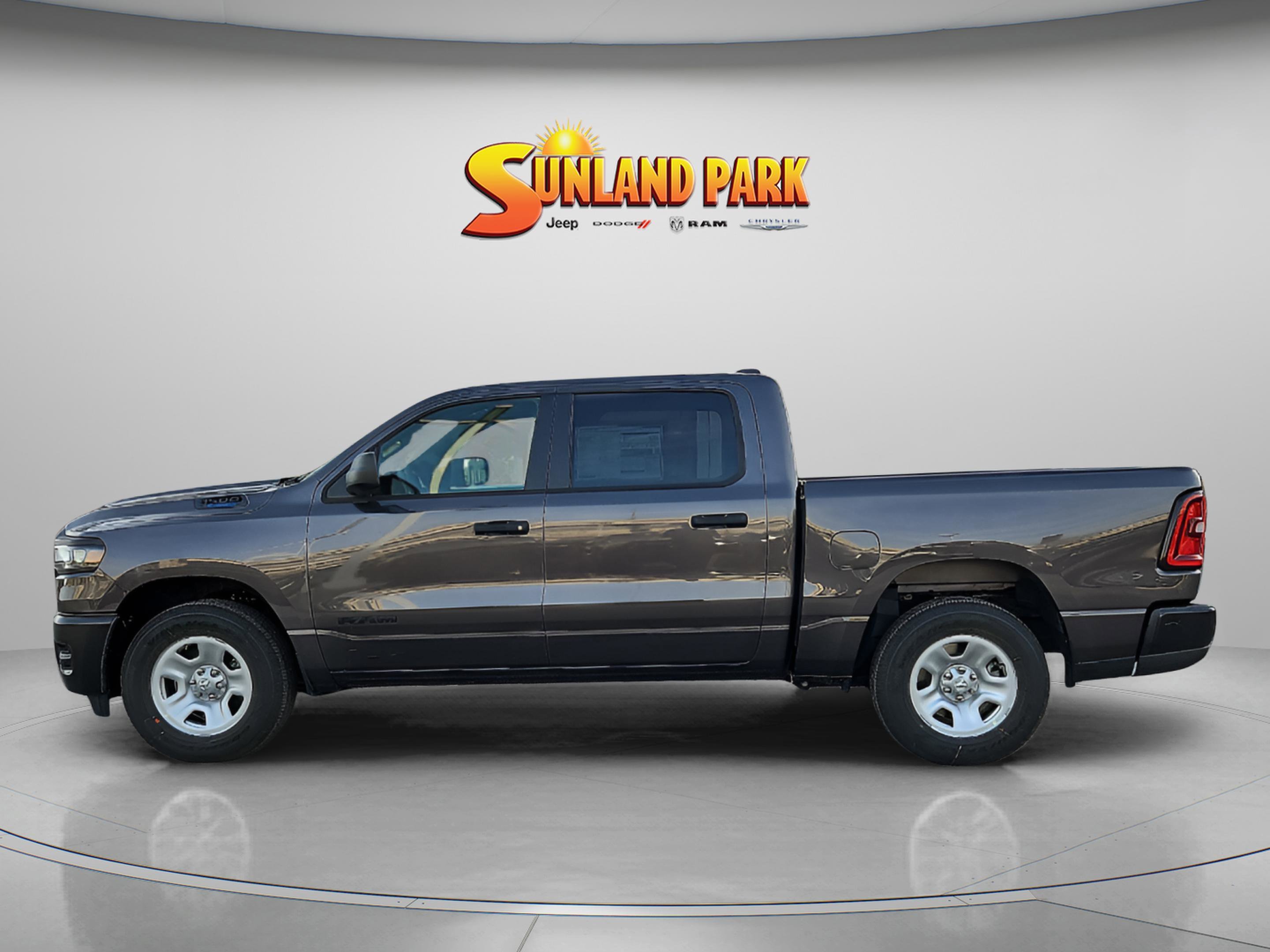 New 2026 Granite Crystal Metallic Clear-Coat Exterior Paint RAM Tradesman image 5