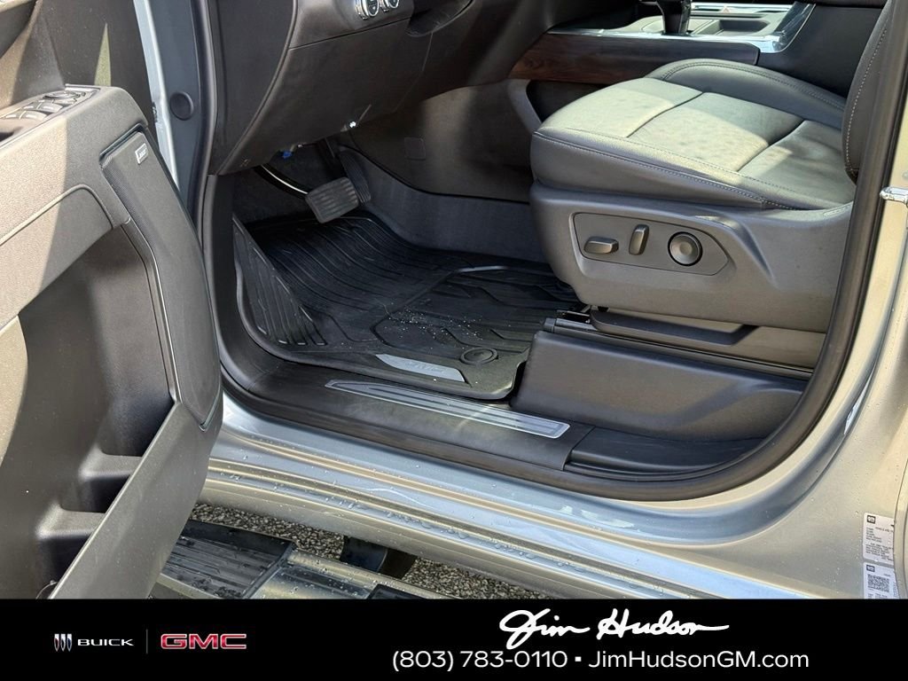 Used 2025 Silver GMC SLT image 21
