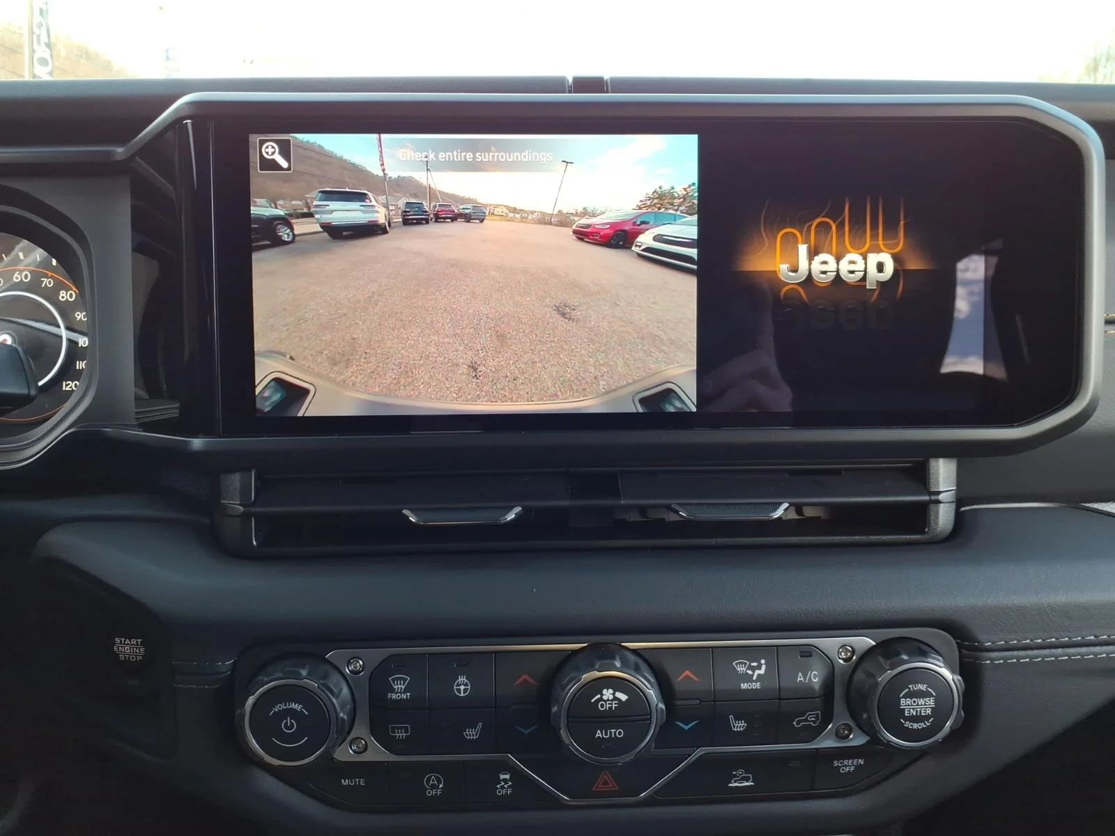 New 2026 Black Clear-Coat Exterior Paint Jeep Sahara image 7