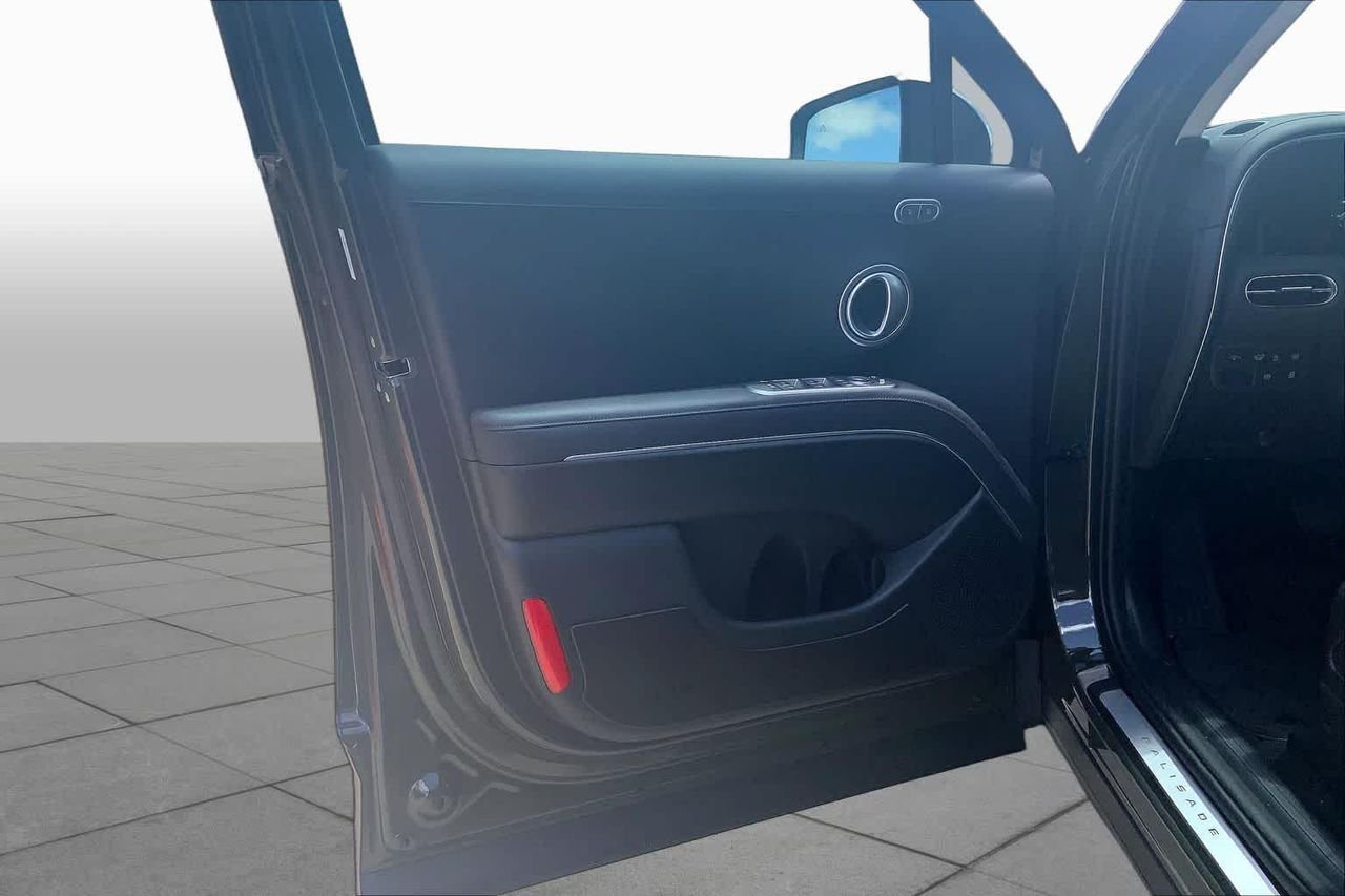 New 2026 Titan Green Hyundai SEL Premium AWD image 10