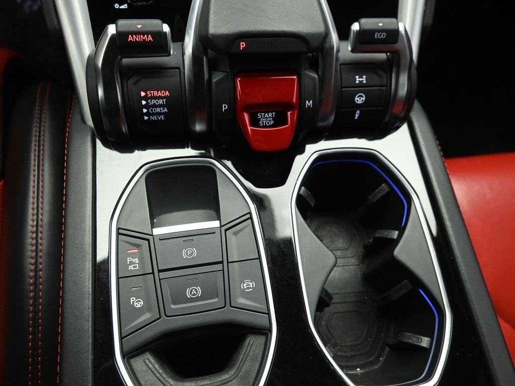 2021 LAMBORGHINI URUS - Image 18