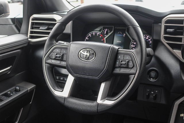 2026 Toyota Tundra SR5 - Photo 17