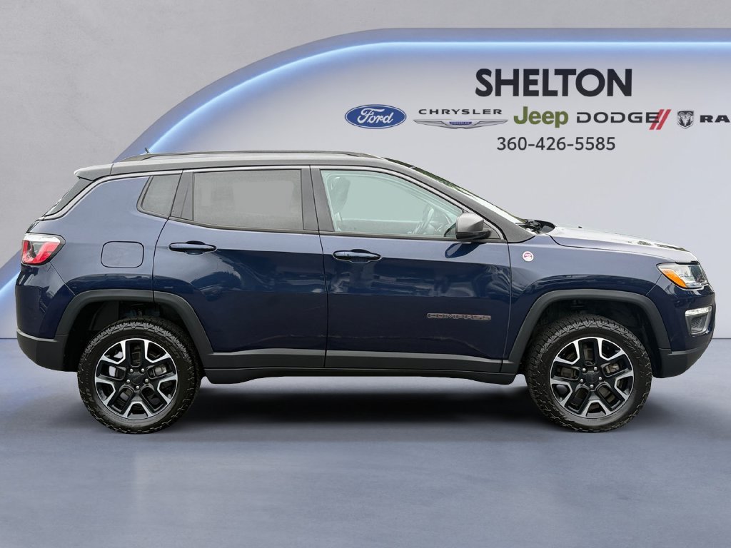 Used 2019 Blue Jeep Trailhawk image 7