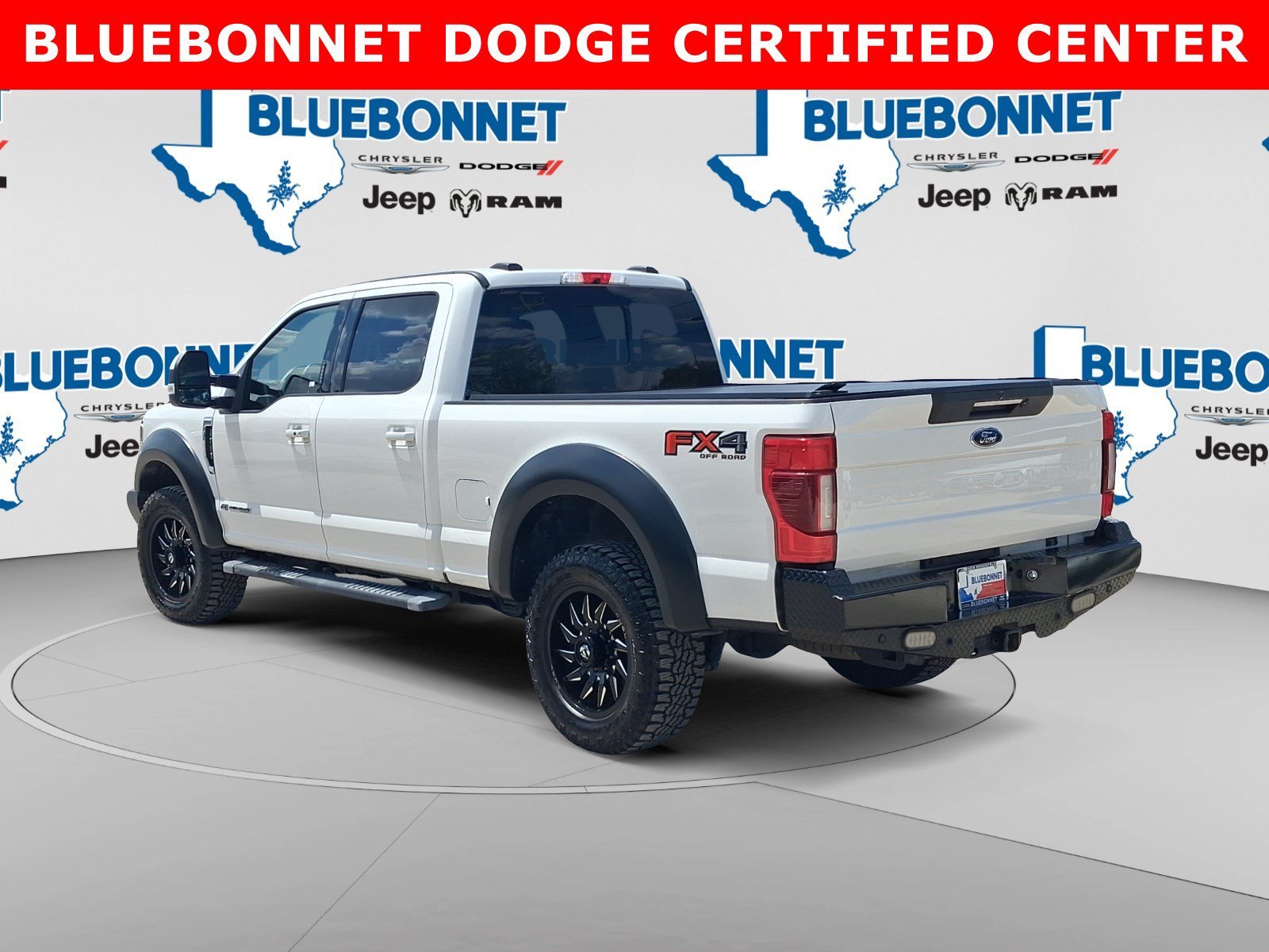 Used 2021 Star White Metallic Tri-Coat Ford LARIAT image 7