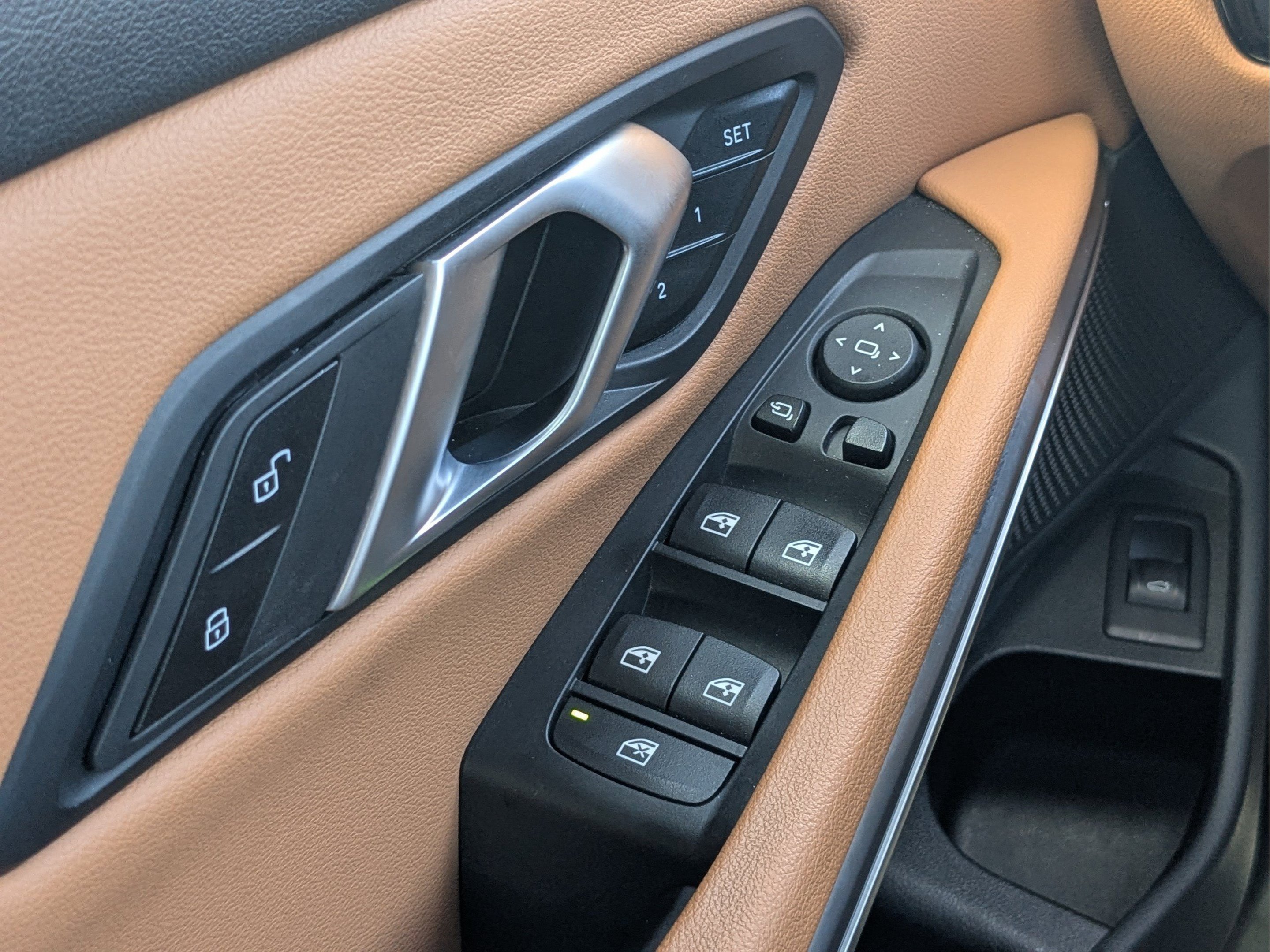 2025 BMW 3 Series 330i - Photo 28